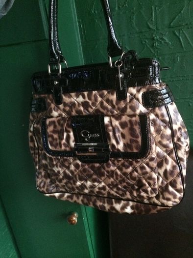 Guess bag