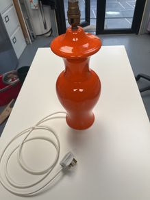Vintage 1965 Table Lamo