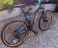mountain bike Giant Trance 27.5 Full Suspension Trail Bike High Spec Upgrades size medium excellent condition