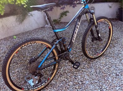 mountain bike Giant Trance 27.5 Full Suspension Trail Bike High Spec Upgrades size medium excellent condition