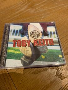 Toby Keith -  Pull My Chain