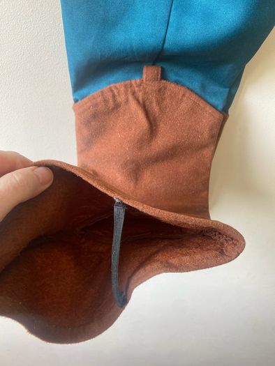 Costume trousers (age 6)