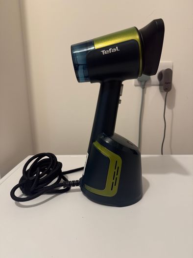 Handheld Clothes Steamer