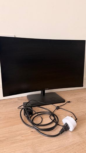 Acer 27inch curved gaming monitor