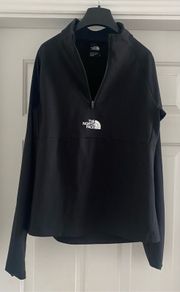 Women's North Face half zip top