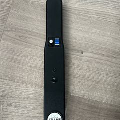 Hand metal detector