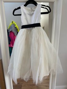 Bridesmaid dress 7-8 years