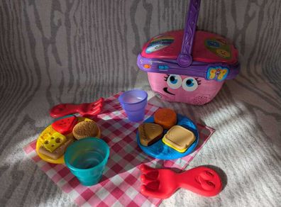 LeapFrog Shapes & Sharing Picnic Basket