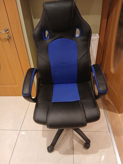 Gaming chair