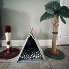 Cat Scratching Post and Bed for sale in Kildare.