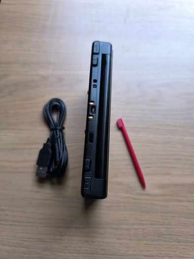 Nintendo New model 3DS with 20 games