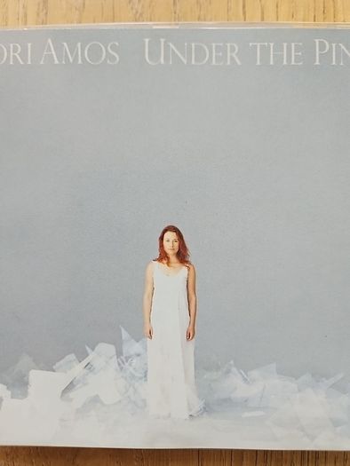 Tori Amos - Under The Pink.