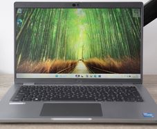 Dell Latitude 5430 14" Laptop | i5-1245U vPro | Touchscreen + SafeScreen | 16GB | 256GB