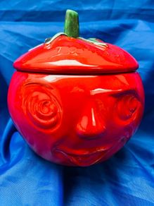 Sylvac Tomato sauce Pot