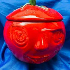 Sylvac Tomato sauce Pot