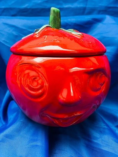 Sylvac Tomato sauce Pot