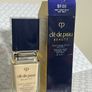 Cle De Peau Beaute Radiant Fluid Foundation Natural Image 3