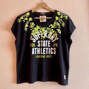 Superdry Floral Logo T-Shirt Size S BRAND NEW