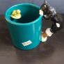Fabulous Collectable Vintage Hand-Painted 3-D Cat and Frog Mug by Bergschrund, Seattle, USA, from 1991, Display Only Due to Hairline Crack Image 2