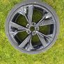 Black diamond cut alloys Image 4
