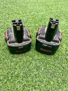 2 x Bosch D-70745 batteries