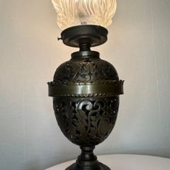 1920s French bronze/brass lamp with glass shade