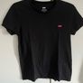 Black Levi's Tshirt Image 5