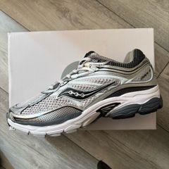 Saucony ProGrid Omni 9