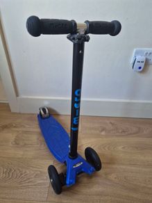 EUC Blue Micro Maxi Scooter