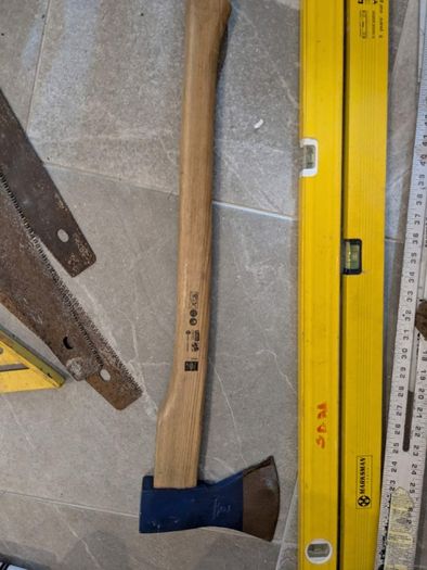 Plastering Hand Tools, Pliers, Chalk & Accessories