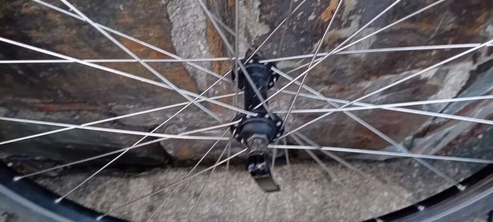 Hybrid 28 Inch Wheel