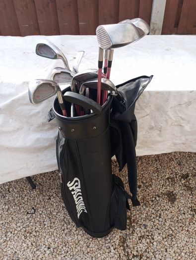 Mitsushiba ladies golf clubs. Right handed clubs
