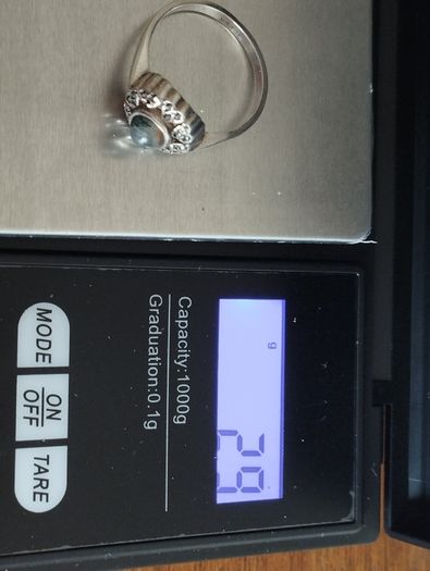 Sterling Silver Ring with Labradorite and Marcasite.