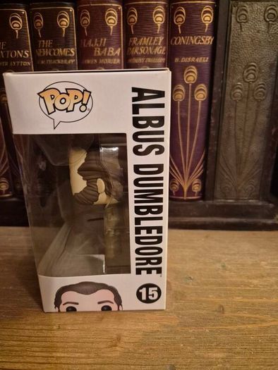 Funko Pop! Albus Dumbledore 15 Fantastic Beasts: The Crimes of Grindelwald (Mint, Never Opened)