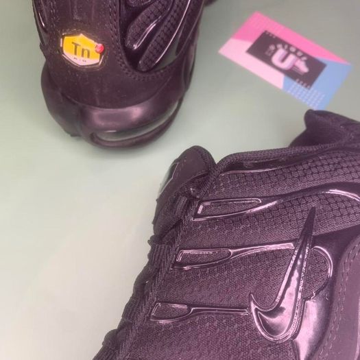 Get Premium Nike Air Max All Black