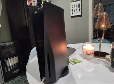 PS5 Disc Edition (Midnight Black + White Plates) + 6 Games + Matching Midnight Black Controller