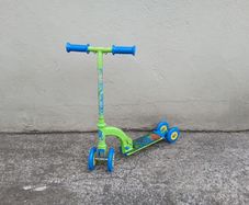 Kids scooter