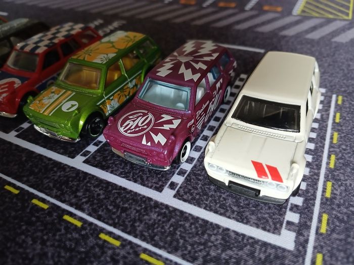 1/64 Hot Wheels Datsun 510 Wagon Lot x 7, Mystery Models, 5 Pack Loose Vgc