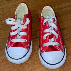 Converse Red Chuck Taylor All Star Low Trainers/ Kids converse (UK 8/EU 24) 15cm