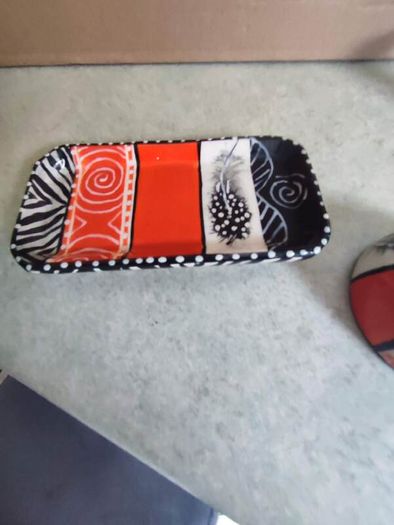 3 Pieces Set Of 2  Small Bowls African Dishes On Tray Holder Handpainted