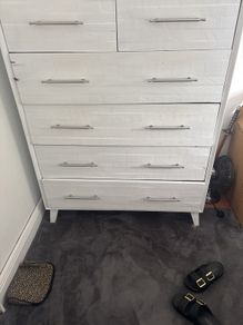 white solid chest of drawers