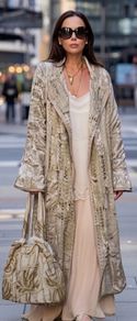 Zara A/W 2025 Velvet Beaded Kimono Size L (More like medium) Nwt