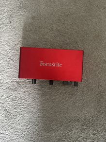 Focusrite Scarlett 2i2 interface