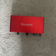 Focusrite Scarlett 2i2 interface