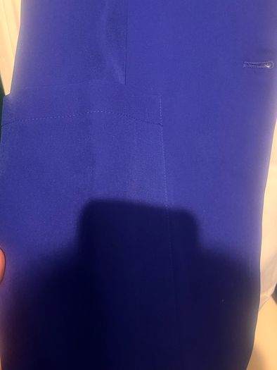 New Royal blue blazer size L with large pockets stretchy