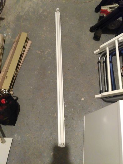 flourescent tube strip light