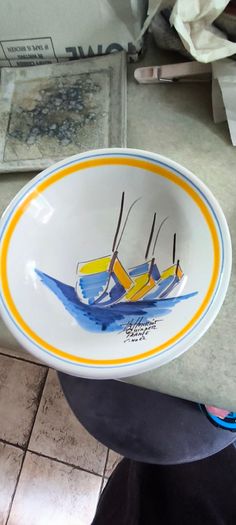 5 Different itms , 1- small green trinkelt dish 12.00 euro-2-  small  glazed blue trinkelt dish 12.00 euro.-3-Bowl trinkelt dish hand-painted ceramic piece from the famous HB Henriot Quimper pottery in France, 17.00 euro.-4-  trinkelt dish by Fermoyle Pot