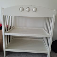 Baby changing table
