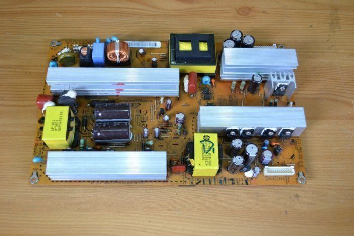 LG 32lg2000 LG 32lg5000, 32lg5010, 32lg5030, LG 37lg2000, 37lg3000 Power Board PSU