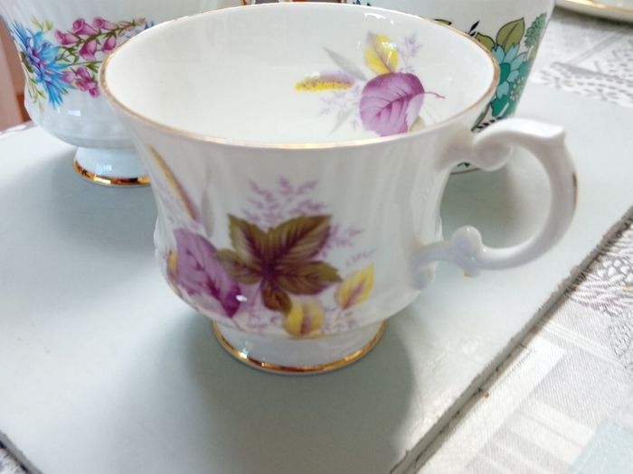 Mixed lot of China Teacups